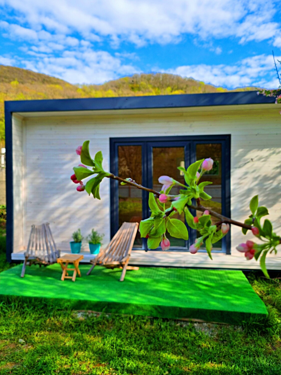 <span style="font-weight: bold;">Эко-домик "Лаванда"&nbsp;</span>